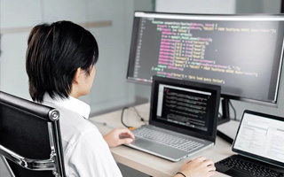 汉中 ,php声明和调用变量的符号是什么？